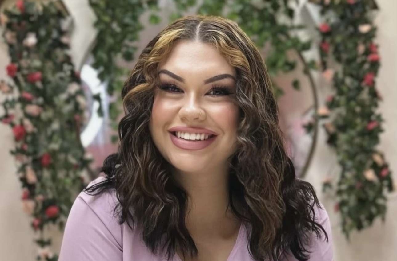 Madison Sings- Headshot