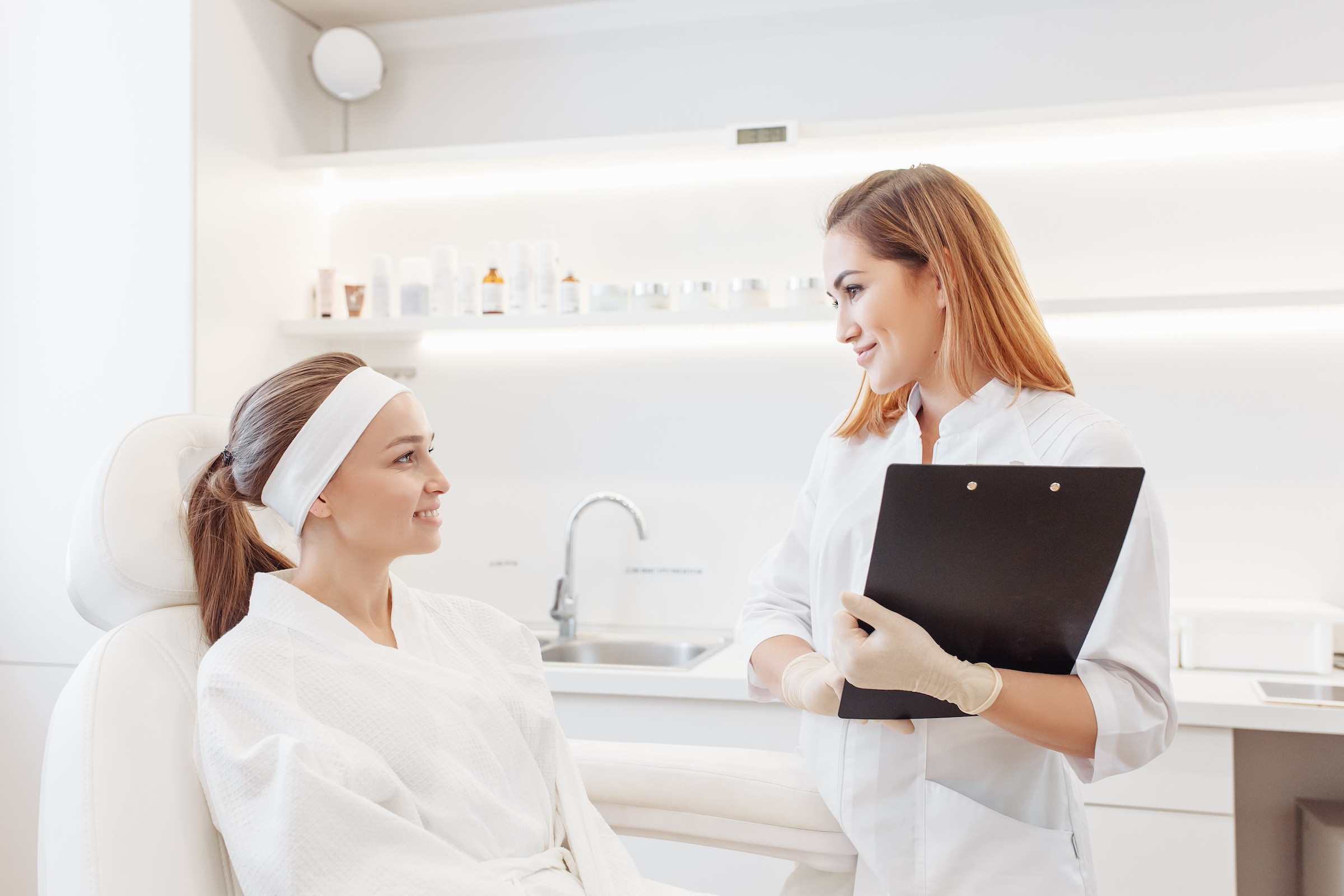 Own Your Look: 5 Incredible Benefits of Going to a Medical Spa