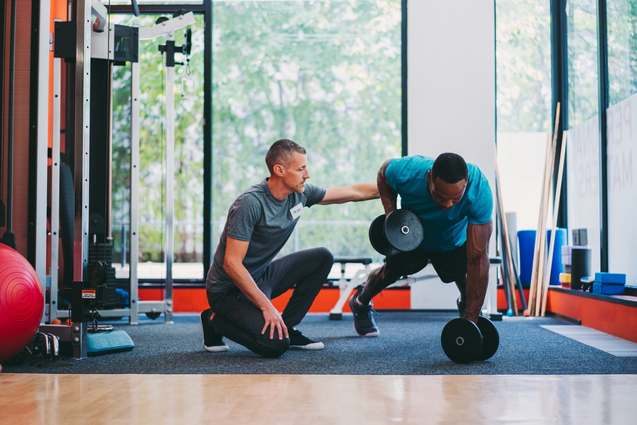 How a Personal Trainer Can Help Boost Weight-Loss Results